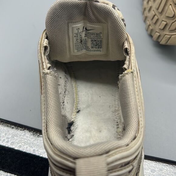 Nike Women’s Leopard with Orange AirMax Sz 7 - Picture 9 of 10